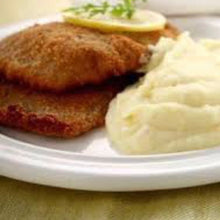 Load image into Gallery viewer, Milanesas (Veal or Chicken breaded cutlets) frozen x4
